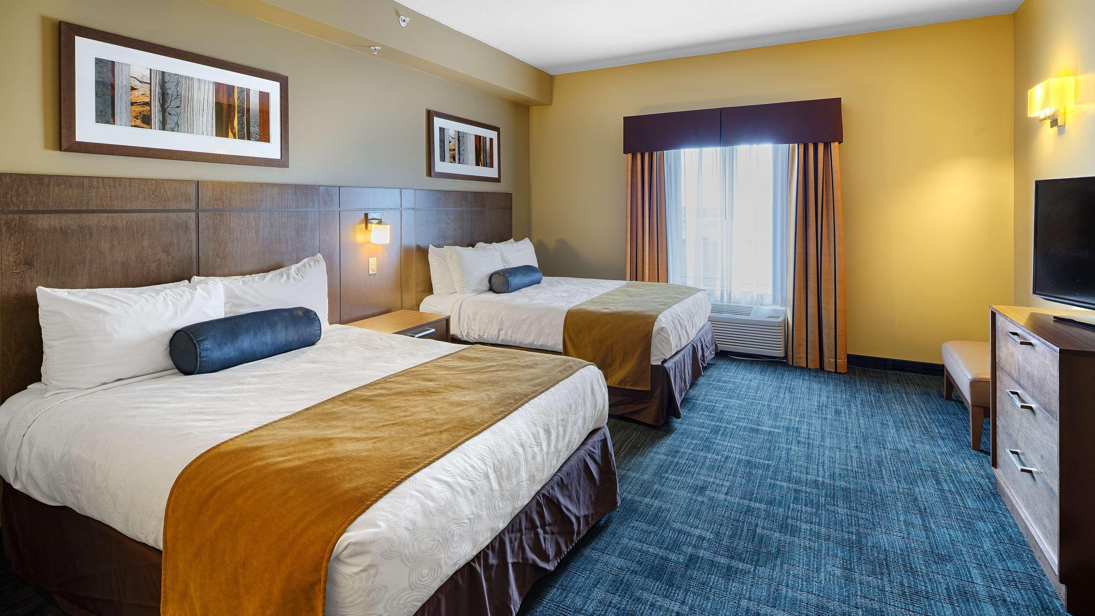 Best Western Plus Winnipeg West Headingley Exterior photo