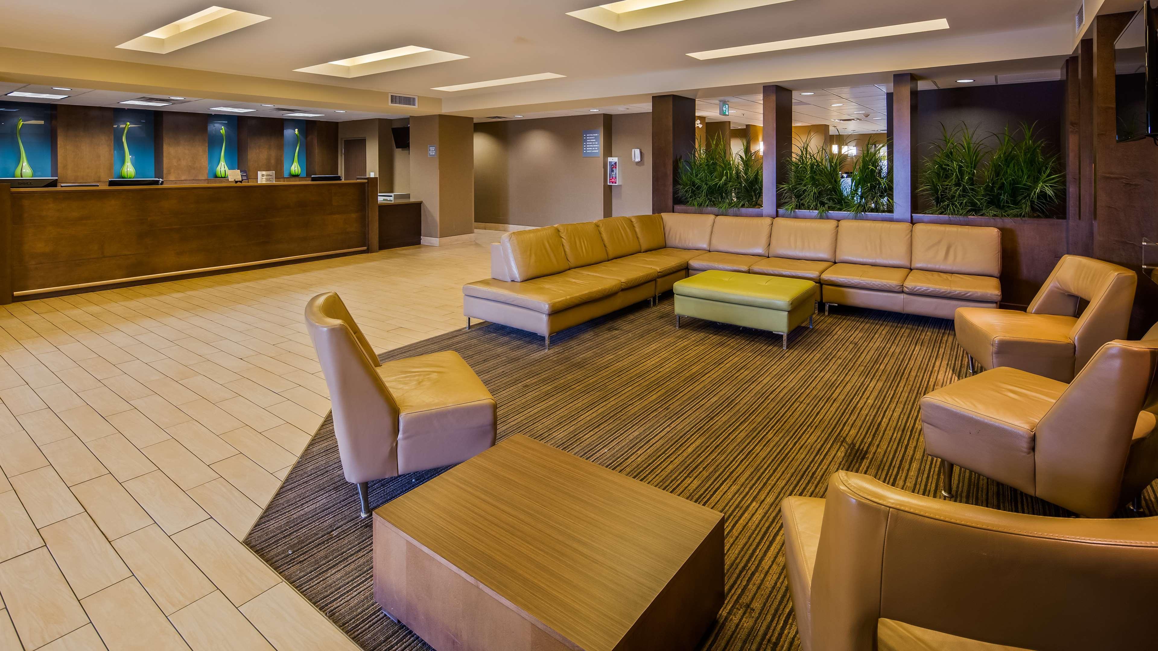 Best Western Plus Winnipeg West Headingley Exterior photo