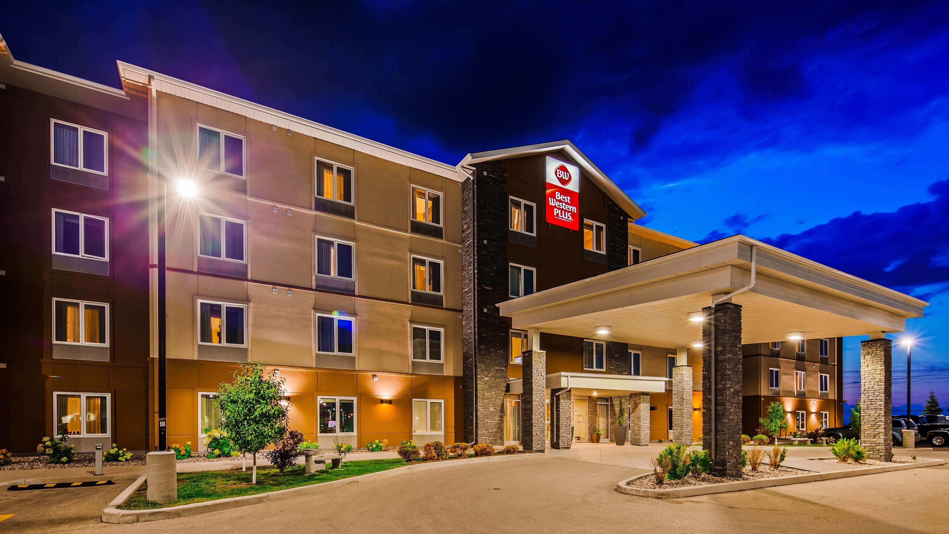 Best Western Plus Winnipeg West Headingley Exterior photo