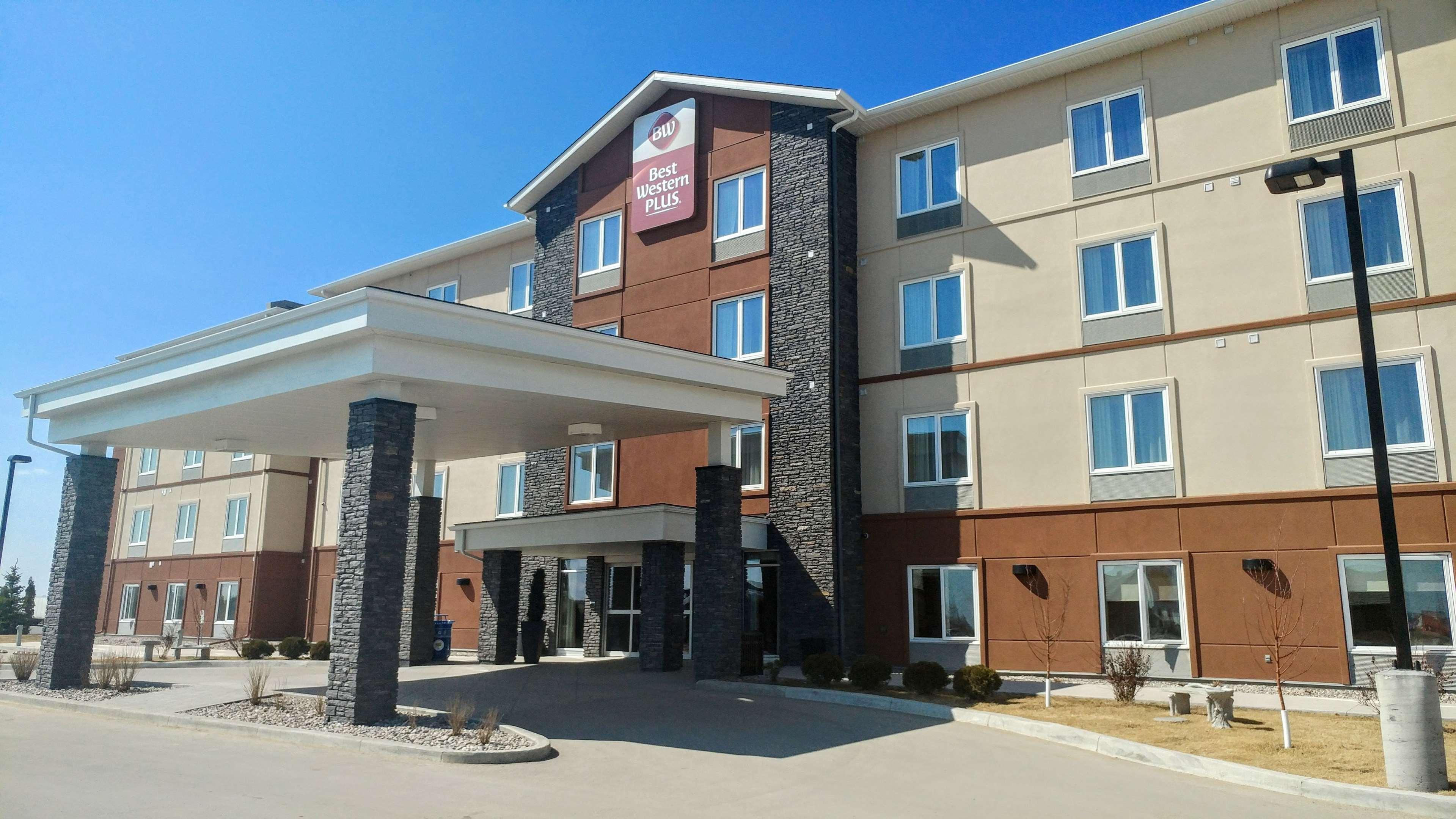 Best Western Plus Winnipeg West Headingley Exterior photo
